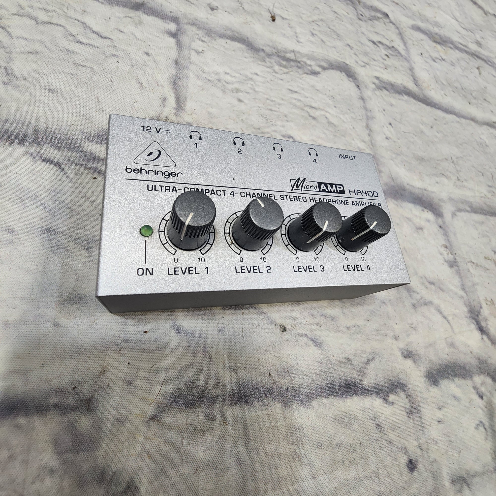 Behringer HA400 MicroAmp Headphone Amp