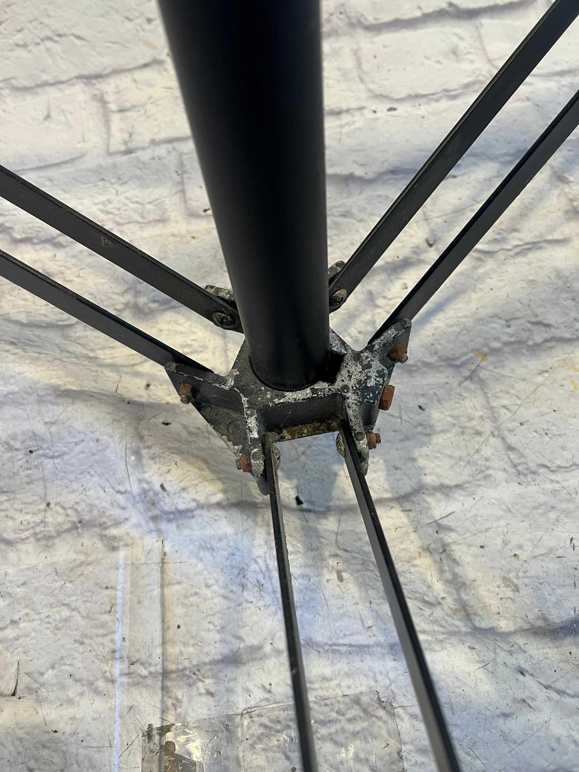 Unknown Crank Adjustment Speaker Stand