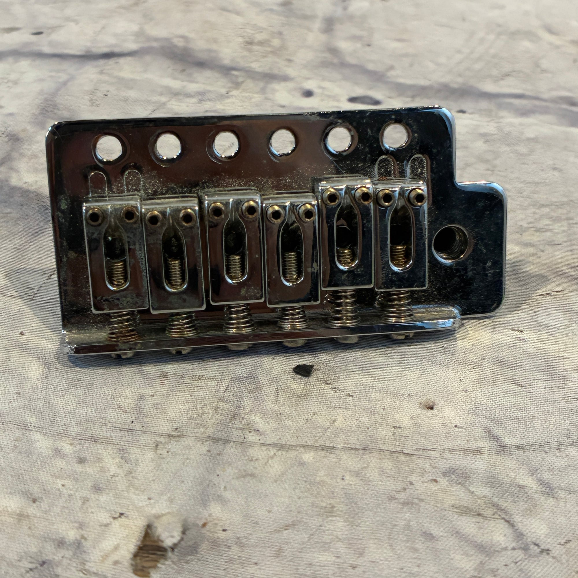 Squier Tremolo Bridge