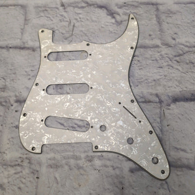 Unknown Strat Pickguard White Pearl