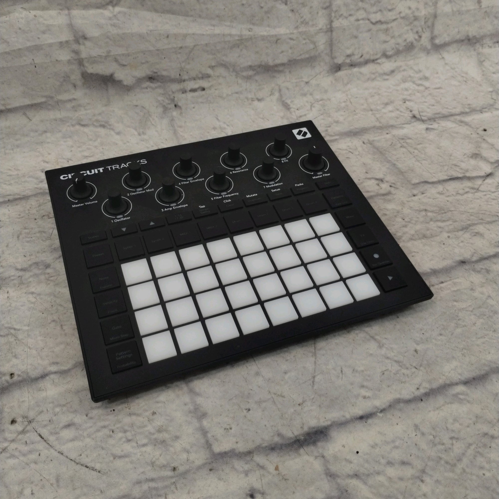 Novation Circuit Tracks
