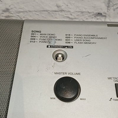 Yamaha Portable Grand DGX-230 Electric Piano