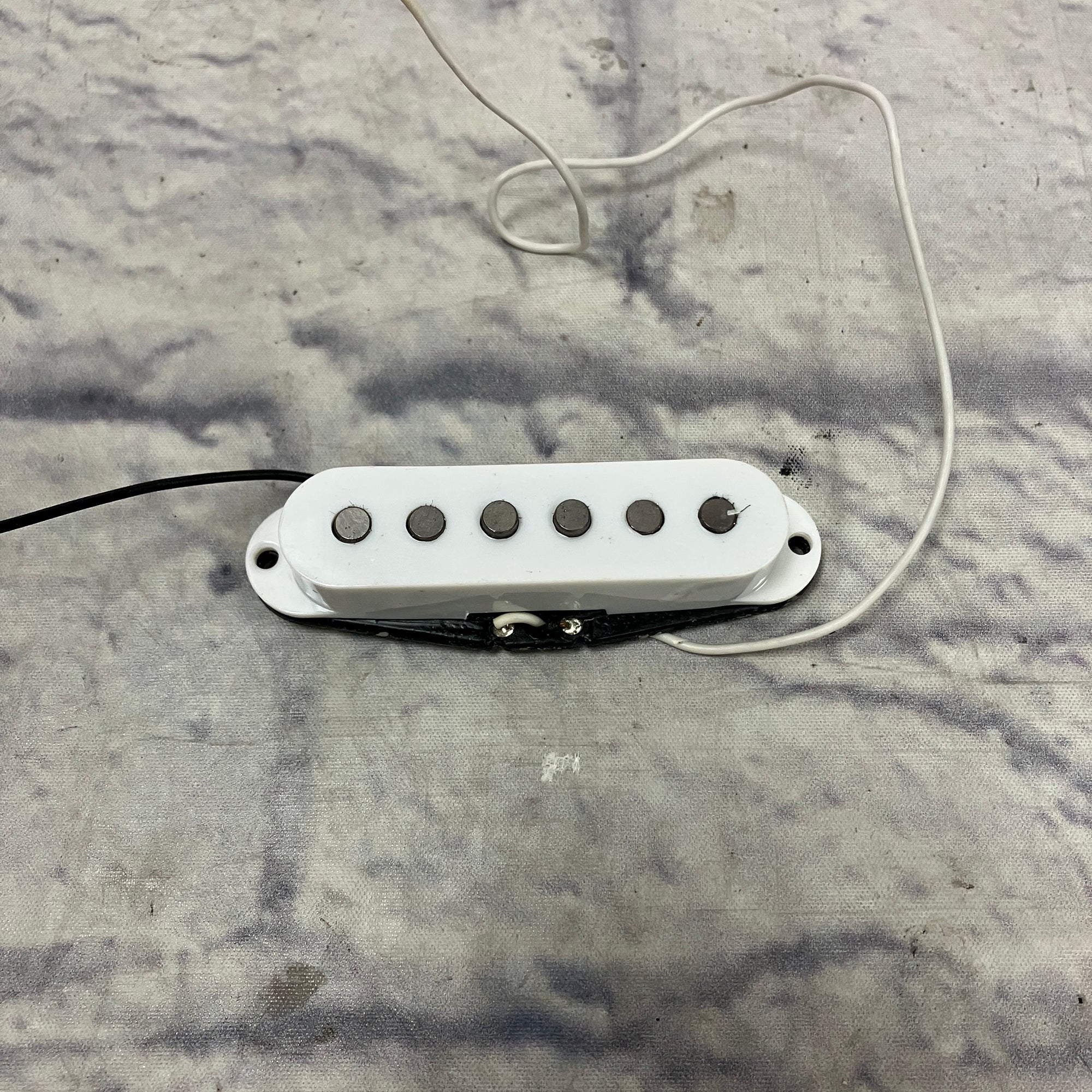Unknown White Single Coil Pickup