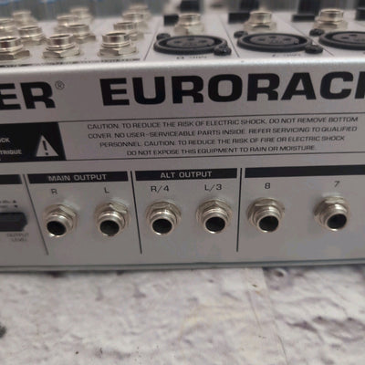 Behringer Eurorack MX 2004A Mixer