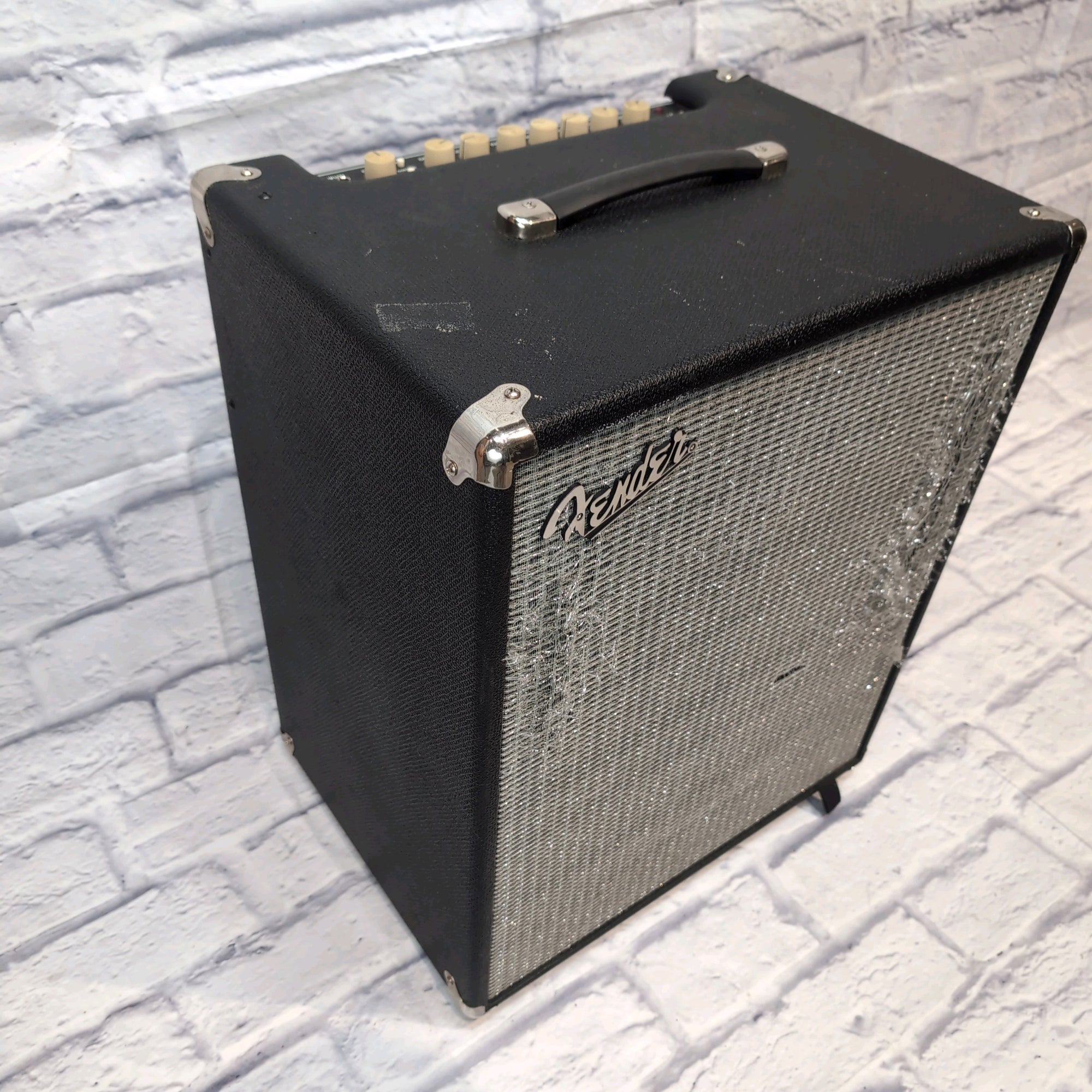 Fender Rumble 200 V3 Bass Combo Amp