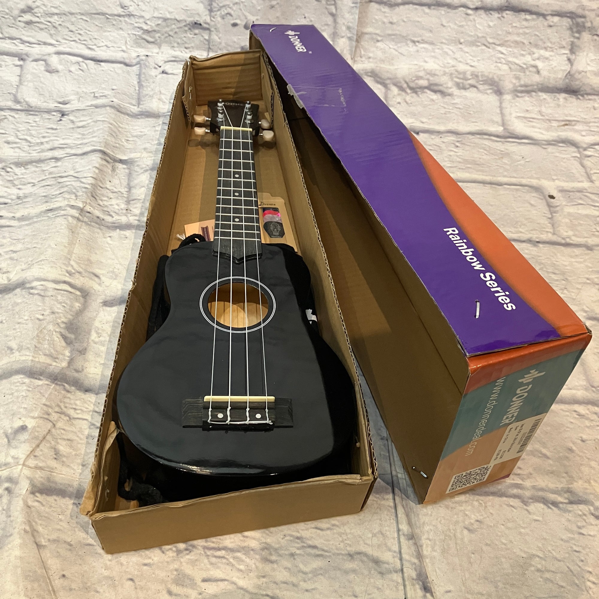 Donner Ukulele - Black