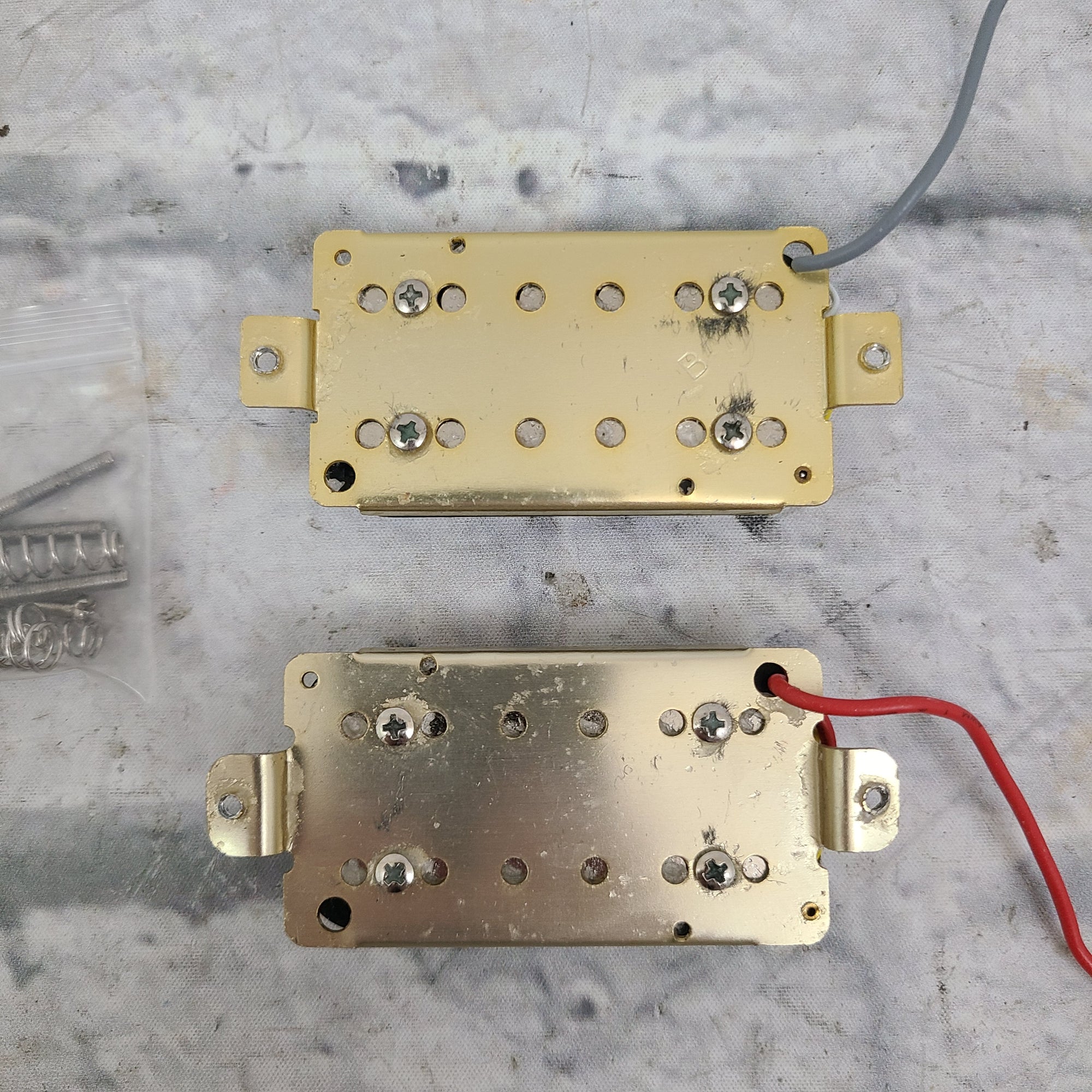 Unknown Humbucker (Pair) Electric Guitar Part