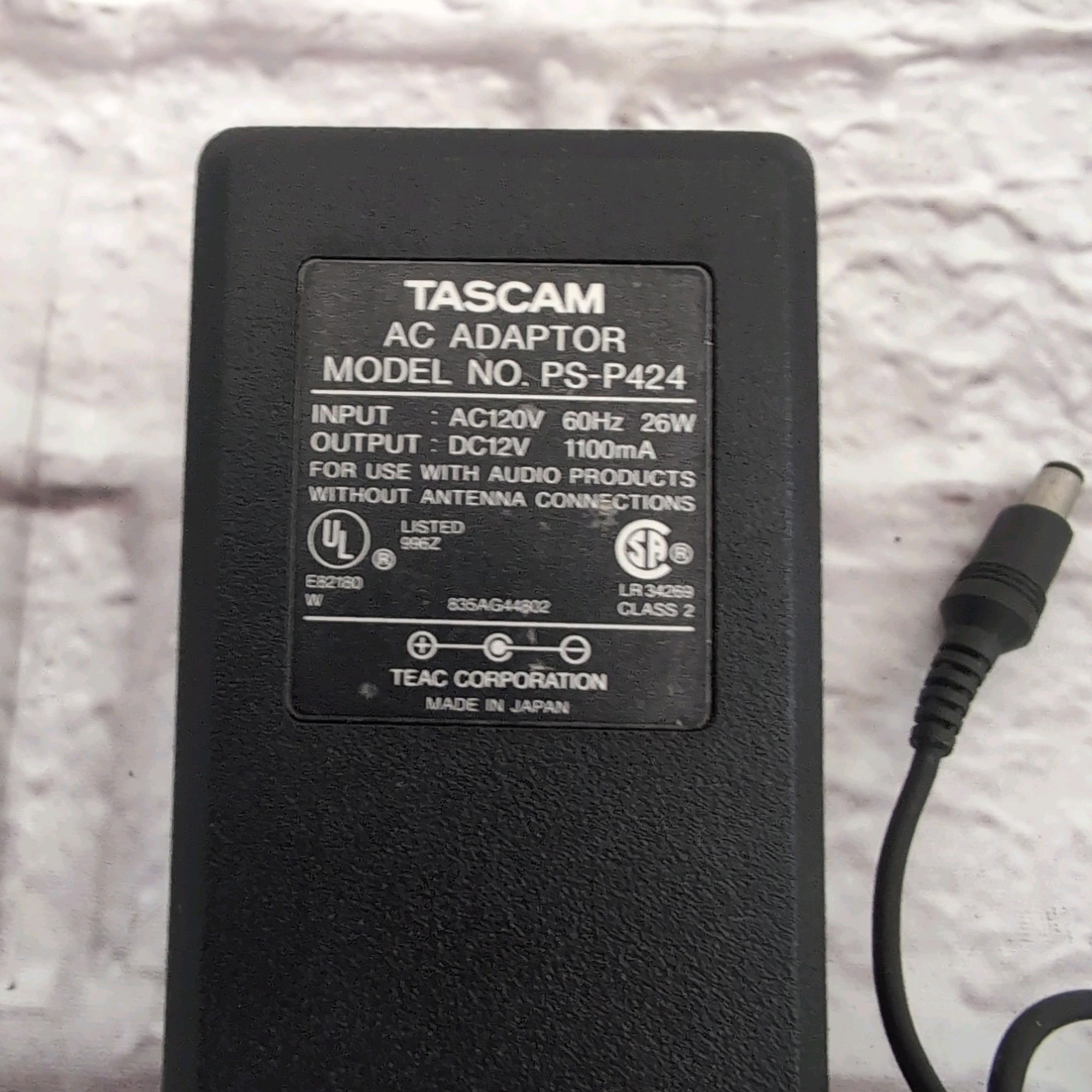 Tascam PS-P424 12V DC Center Negative 1100mA Power Supply