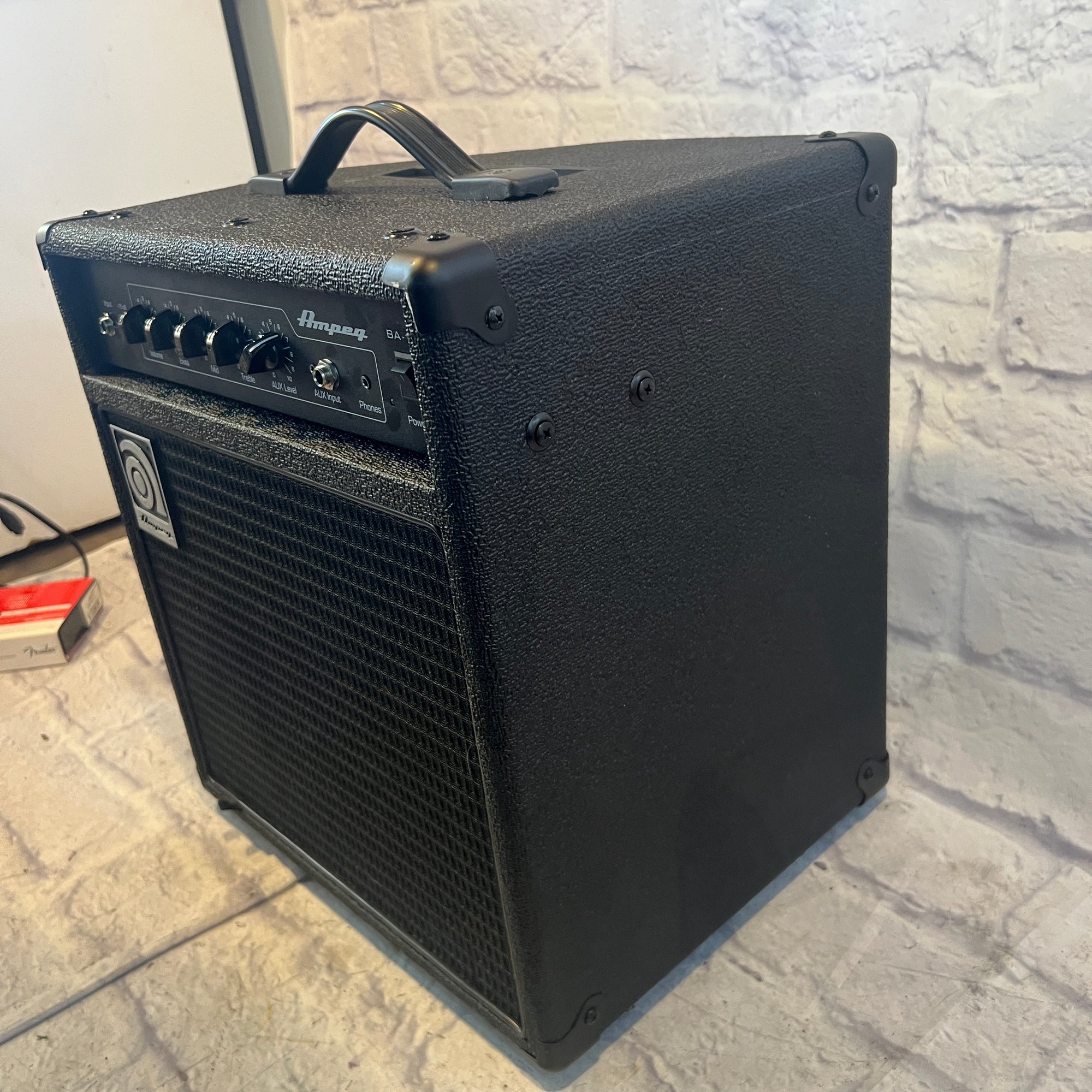 Ampeg BA-108 Bass Guitar Combo Amp