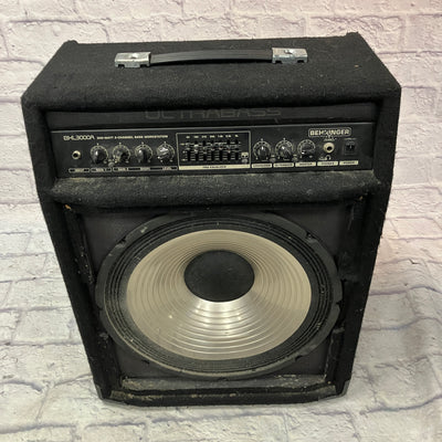 Behringer BXL3000A  Bass Guitar Amp AS IS - No Grill
