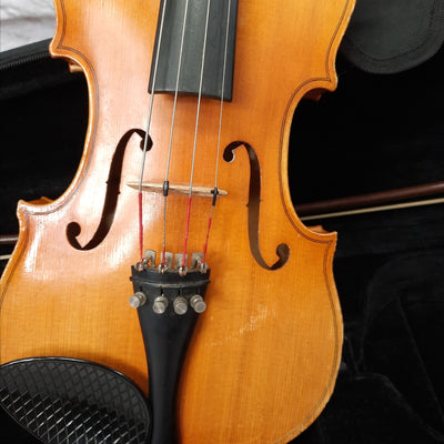 Lignatone Antonius Stradivarius Cremonenis 13" Viola with Case and Bow (Czech)