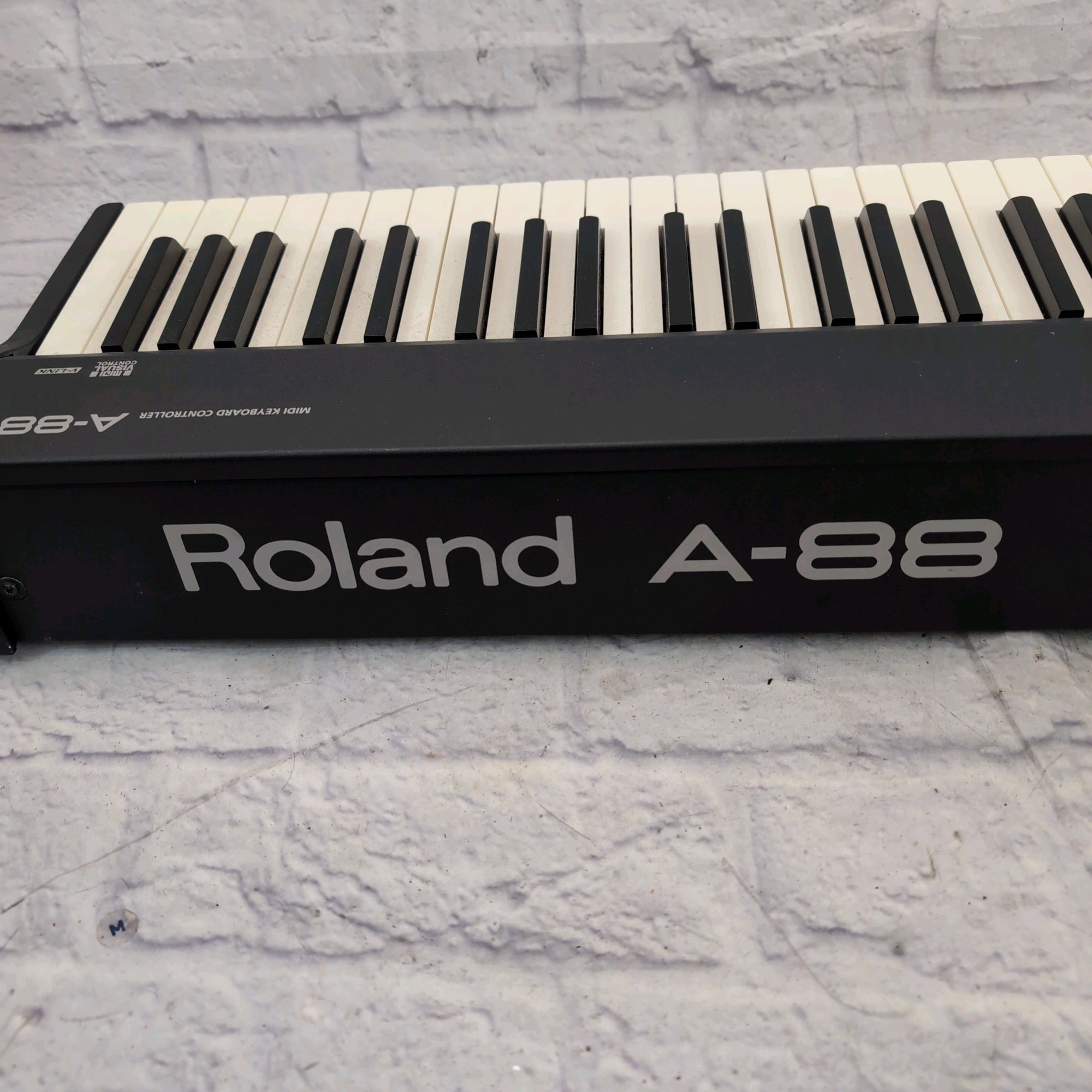 Roland A-88 MIDI Keyboard Controller - Evolution Music