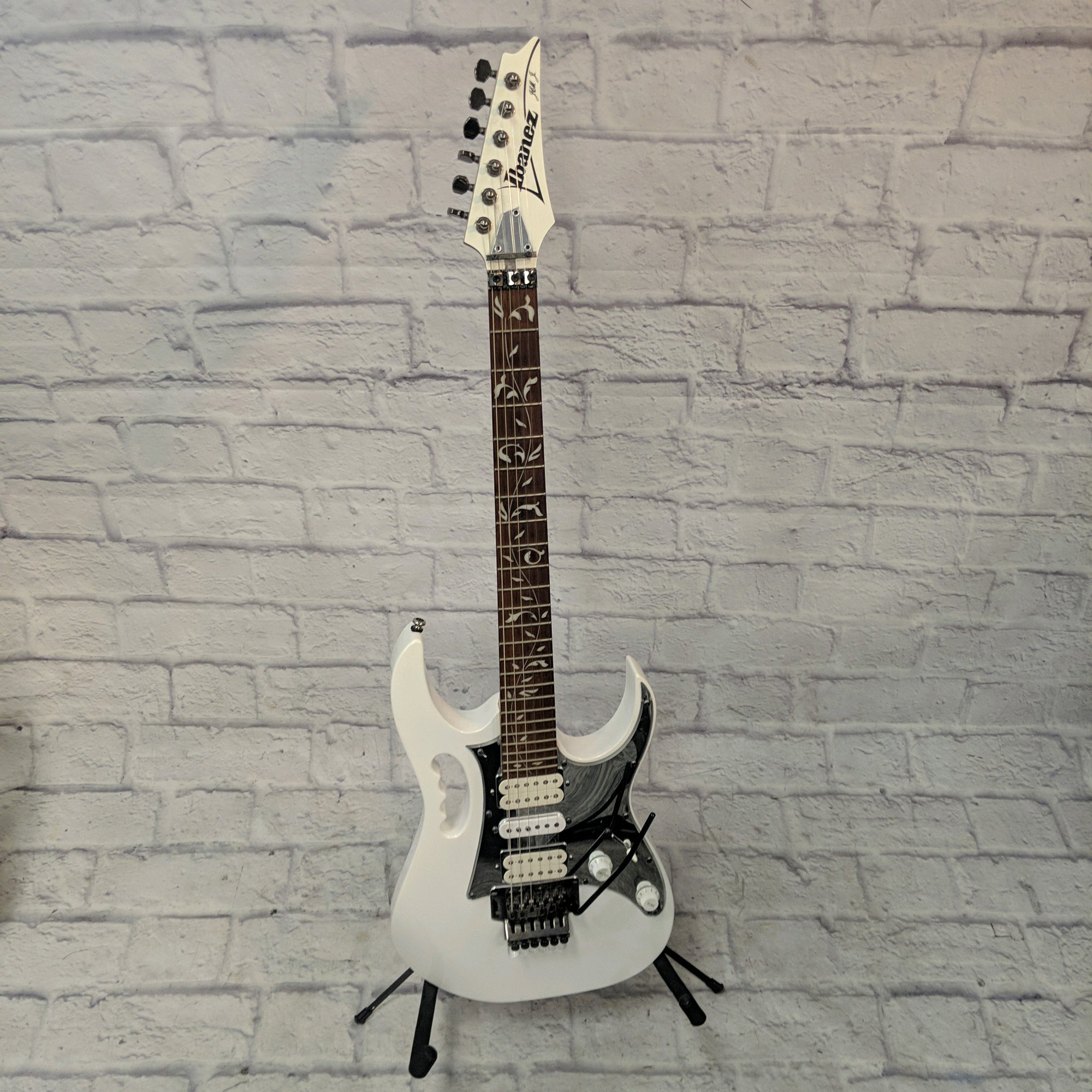 Ibanez Jem Junior White Steve Vai Electric Guitar - Evolution Music
