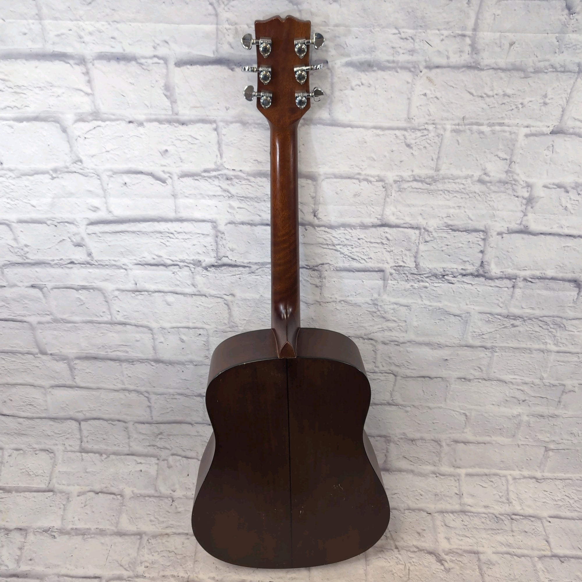 Mitchell MD50 Acoustic Guitar