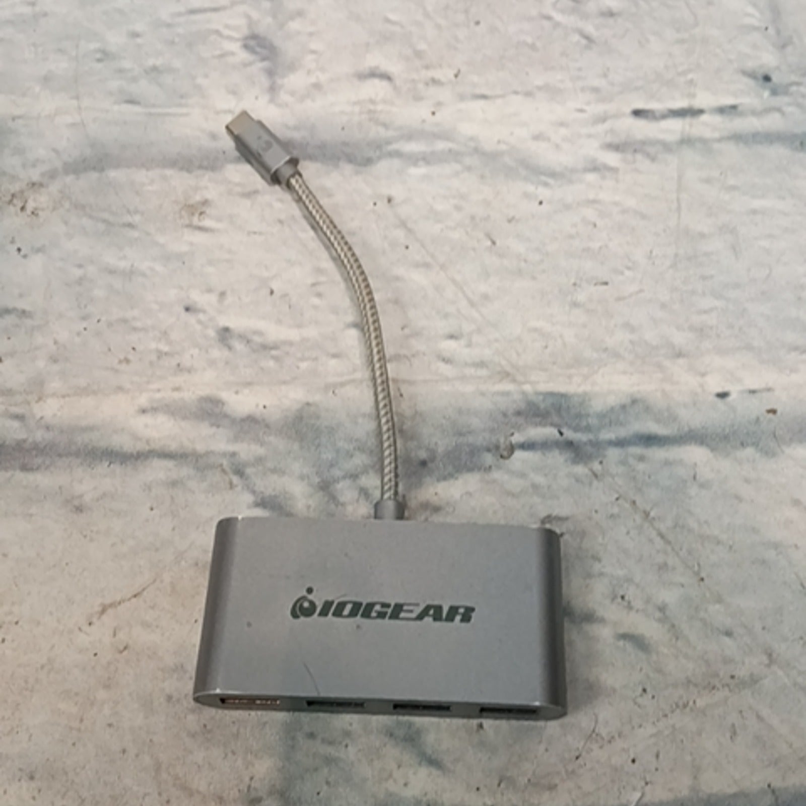 IOGEAR USB C to 4x USB splitter/adapter