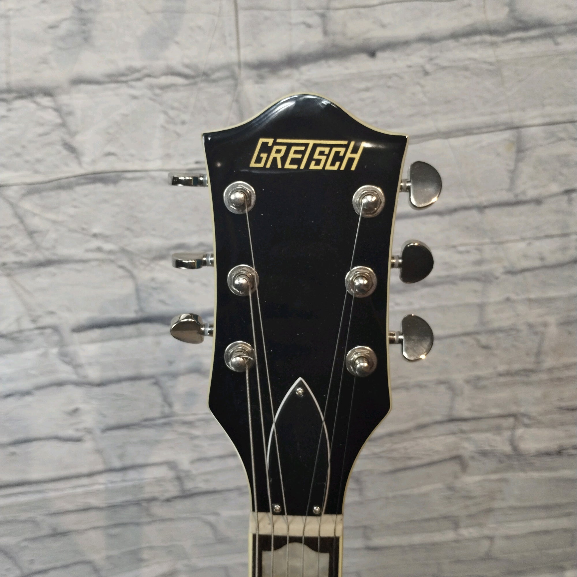 Gretsch G2655t Semi Hollow Electric Guitar Blue Sparkle