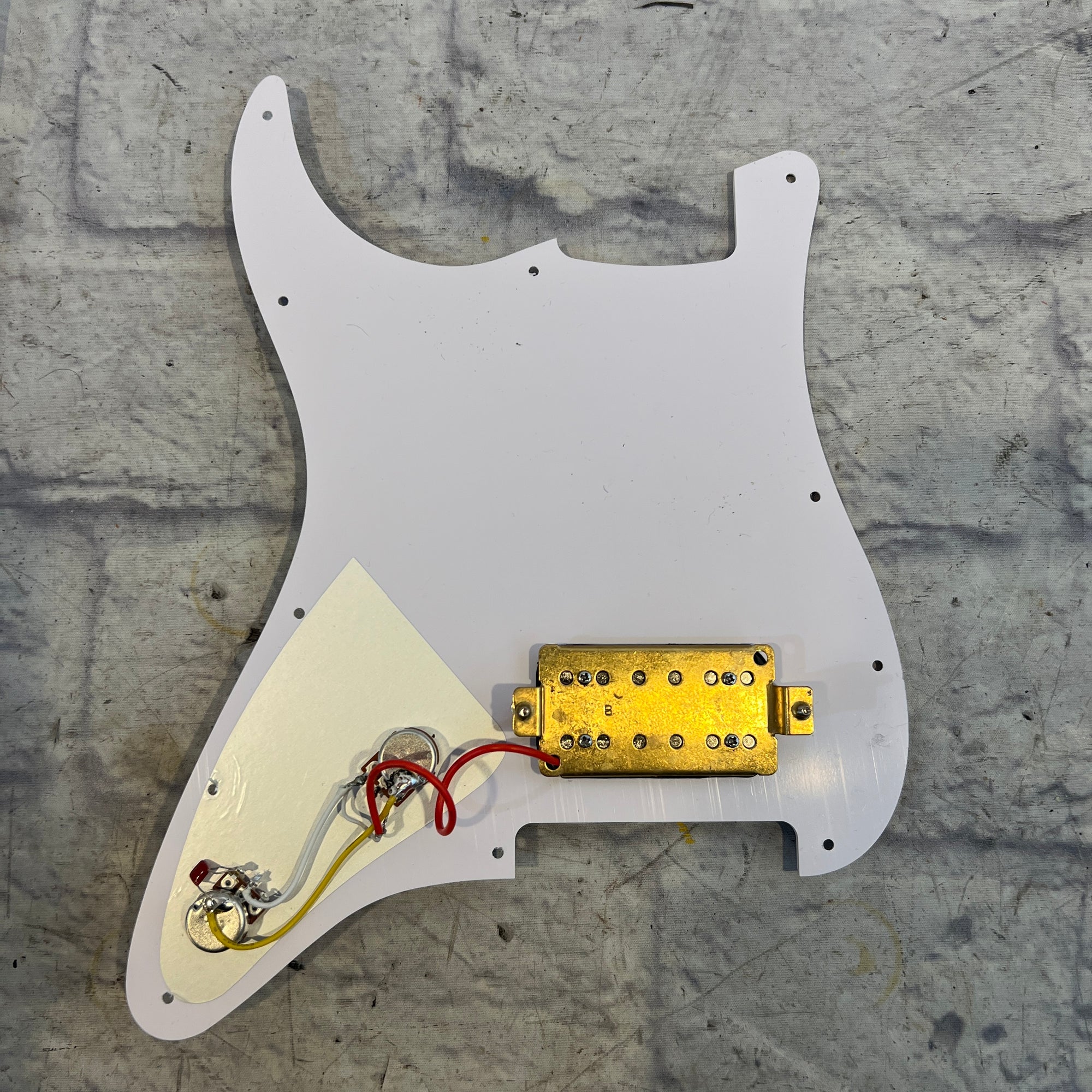 Unknown Single Ply White Strat Pickguard