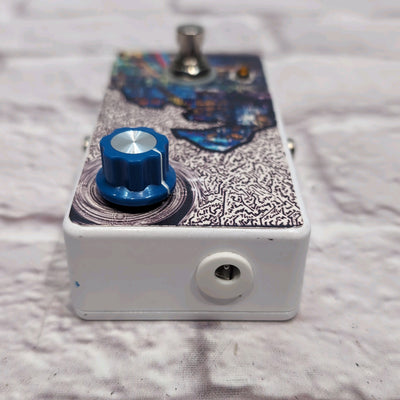 WRAA Glitchwave - Analog Monophonic PLL Synth Fuzz Pedal