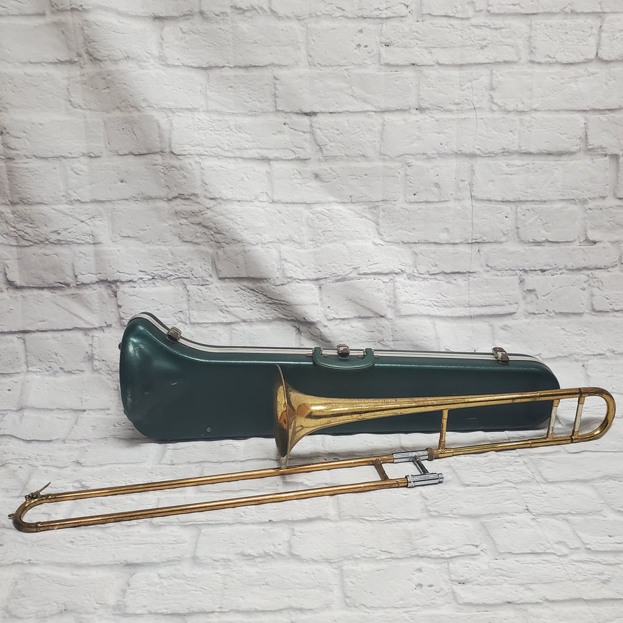 Vintage Bundy Trombone with original Green Case - 90118