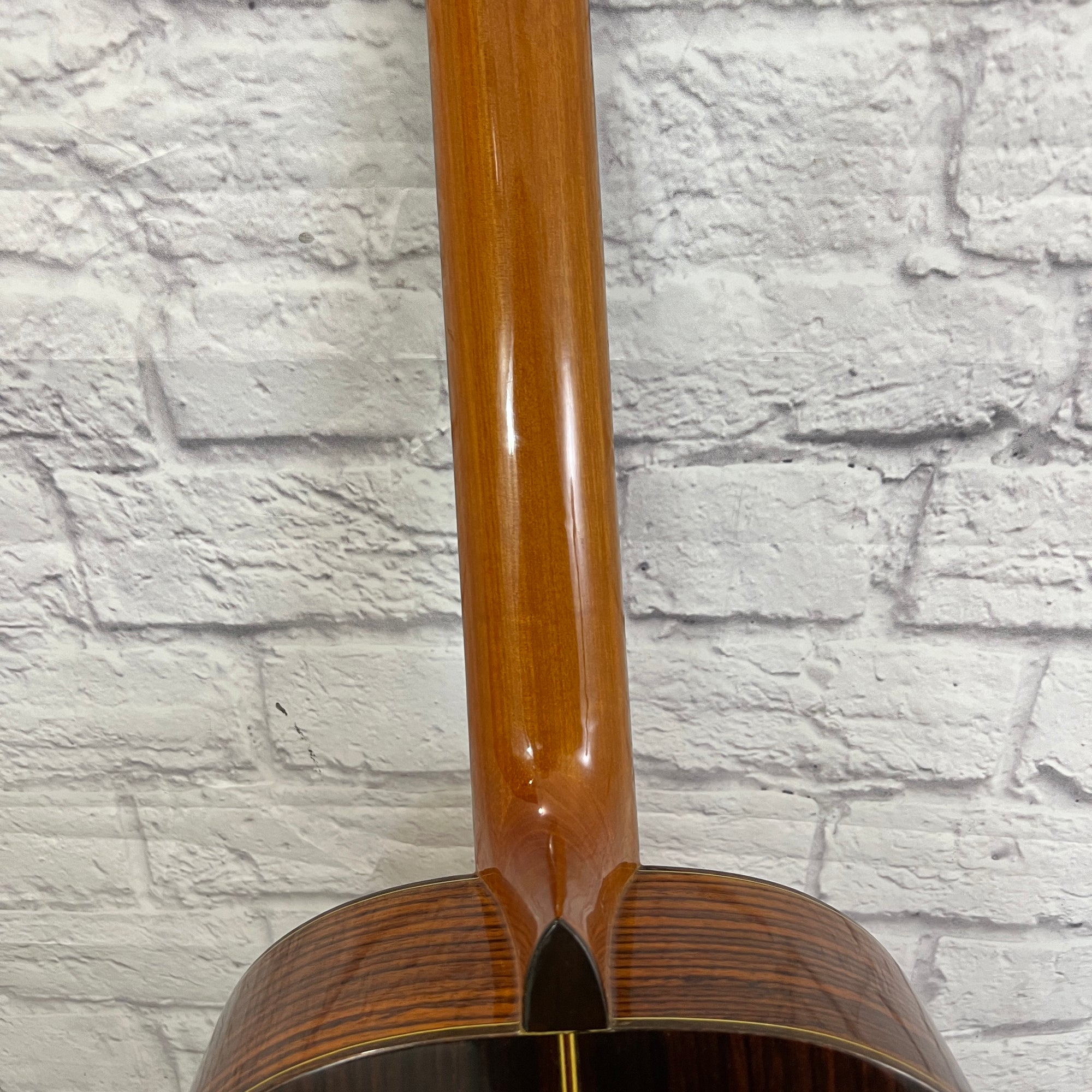 Dauphin 24 Classical Acoustic Guitar w/ Case