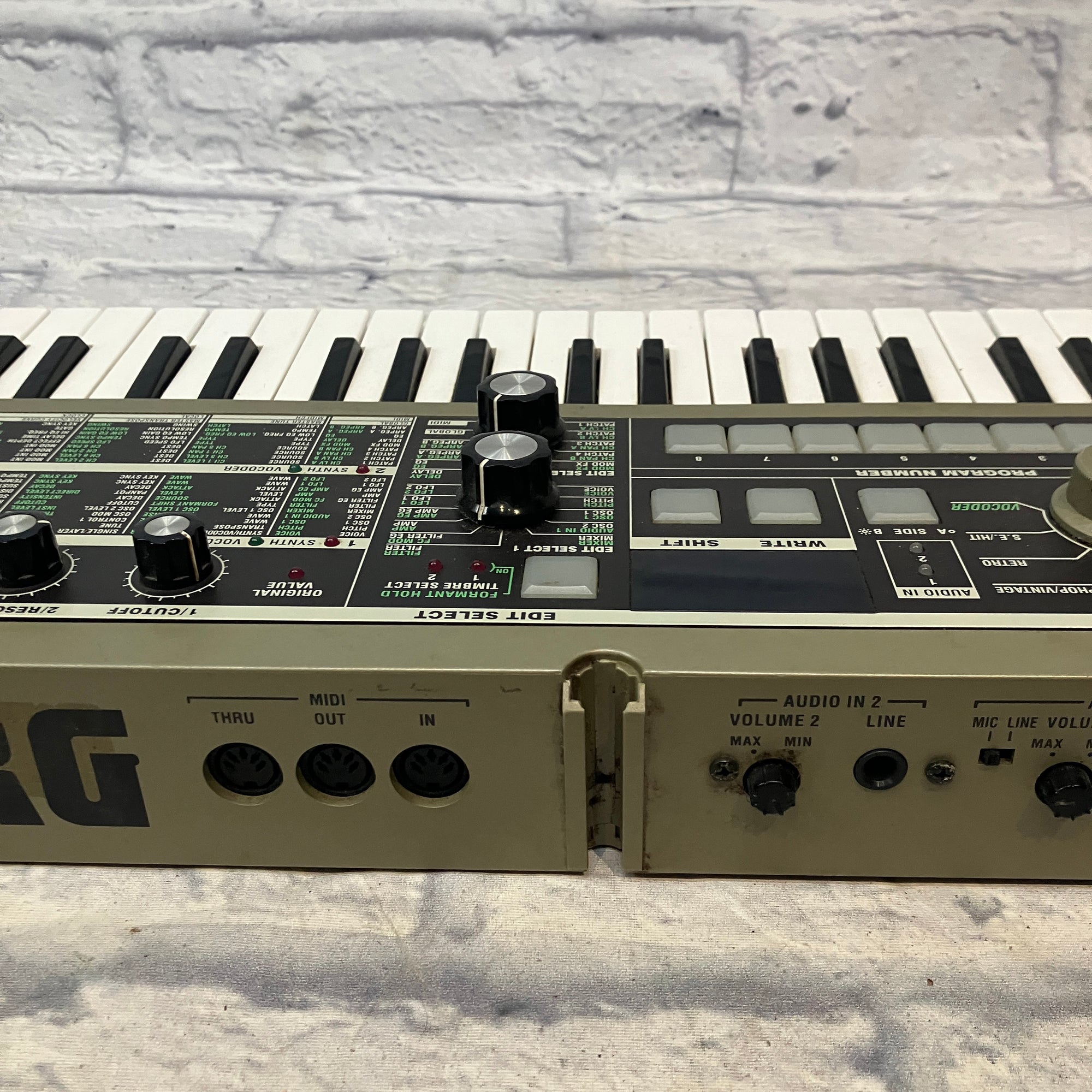 Korg microKORG 37-Key Synthesizer/Vocoder