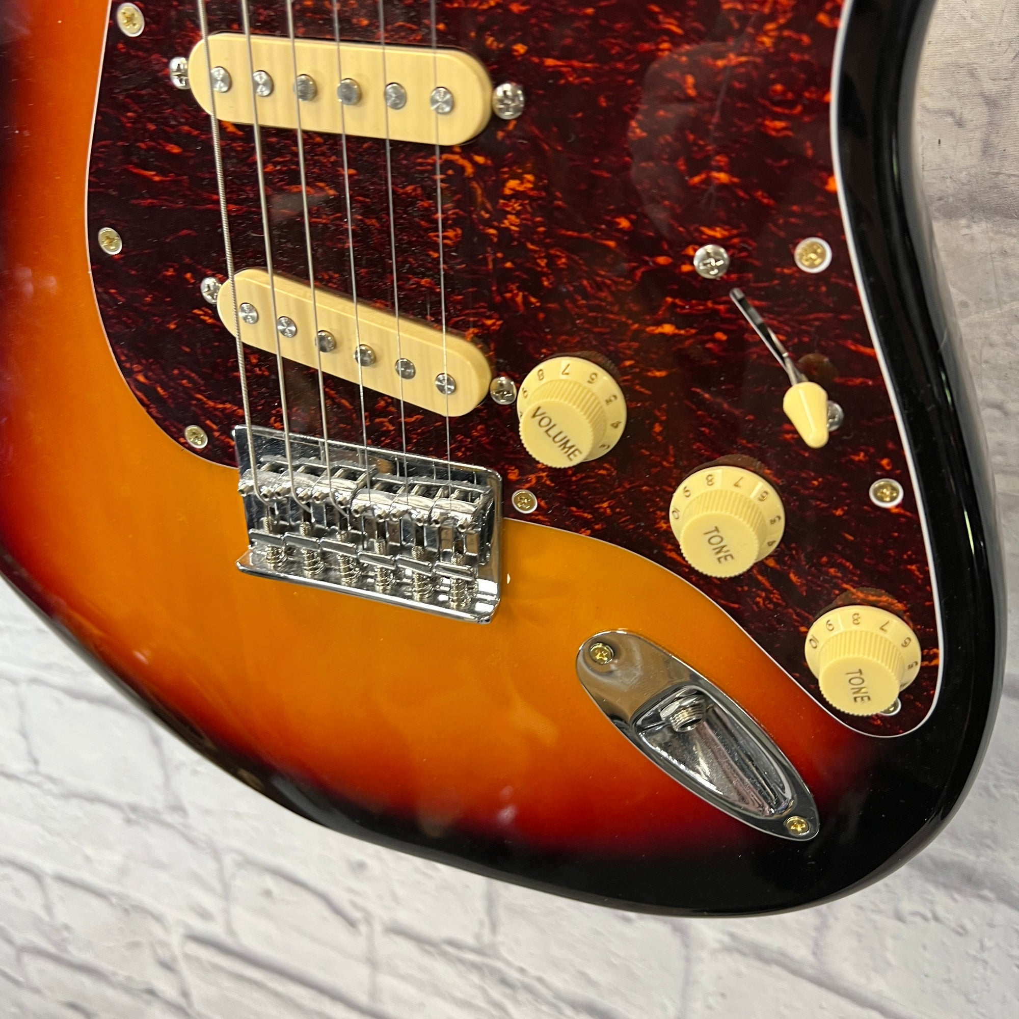Unknown S Style Sunburst Electric Guitar