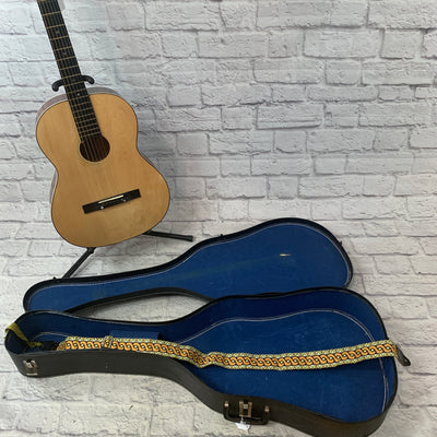 Unknown Japanese Classical Guitar w/case + strap