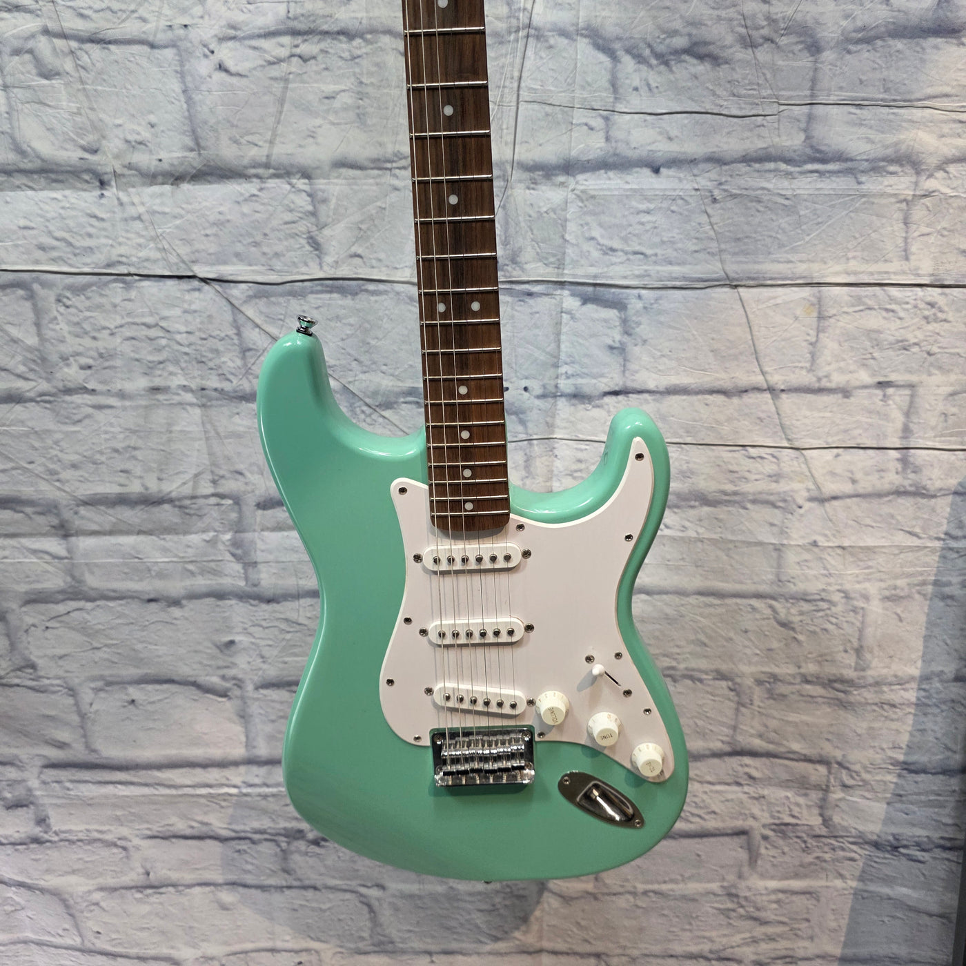 Squier FSR Bullet Stratocaster - Sea Foam