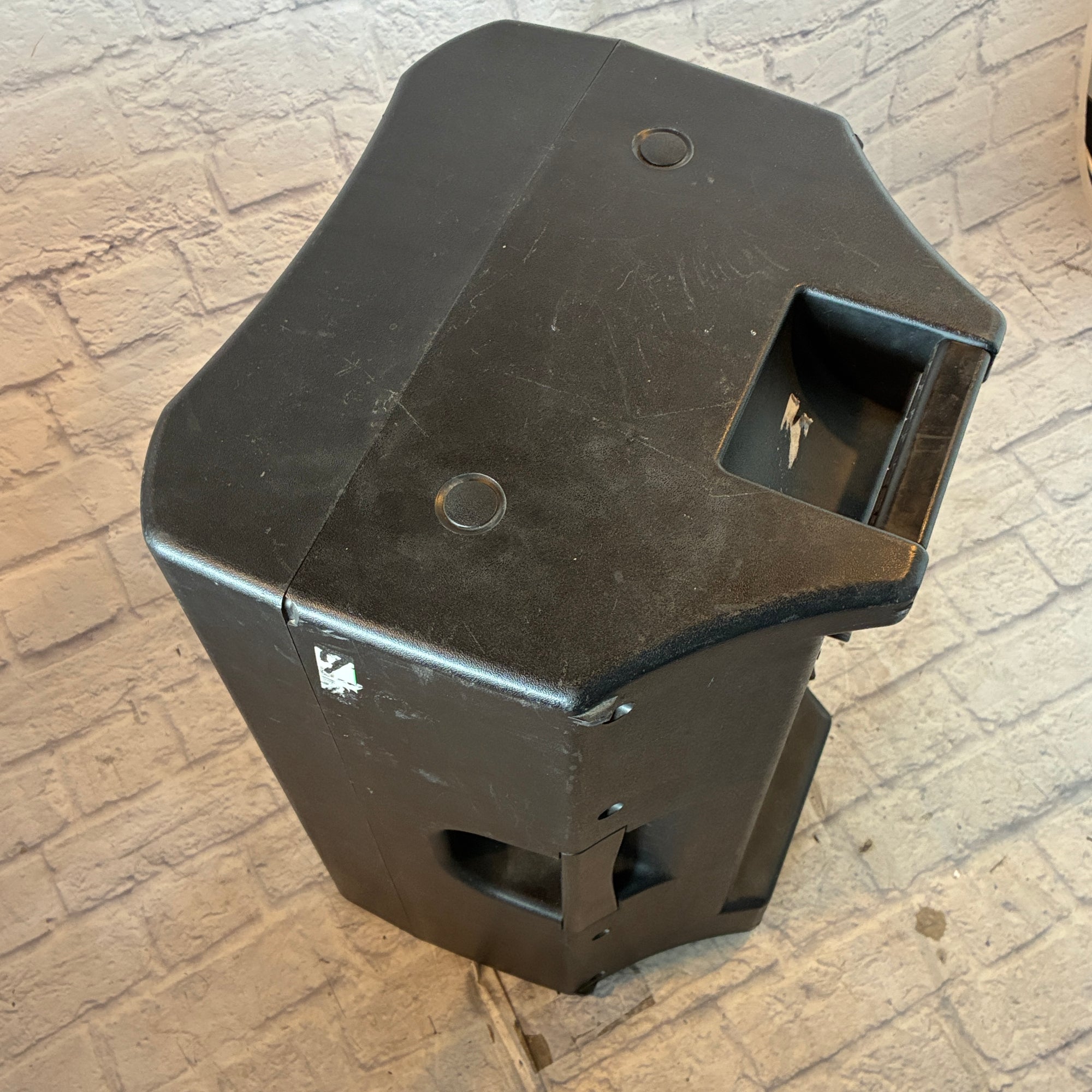 Harbinger Vari V2215 600W 15-Inch Loudspeaker Powered Speaker