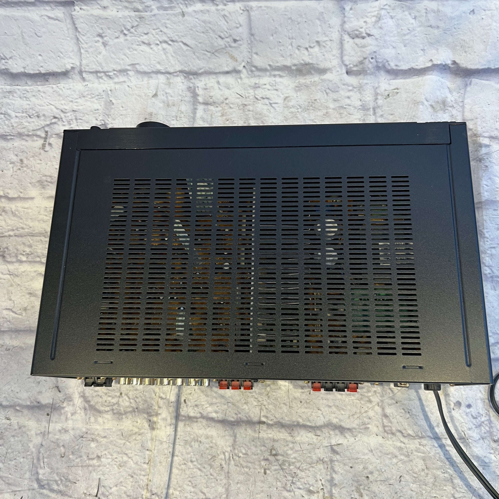 Sony STR-DE405 5.1 Channel 80 WPC Av Receiver