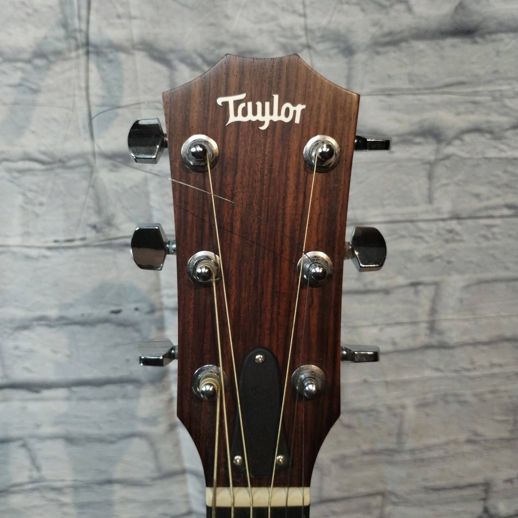 Taylor 114ce Natural Walnut Acoustic Guitar w/ case - 2013 AS IS