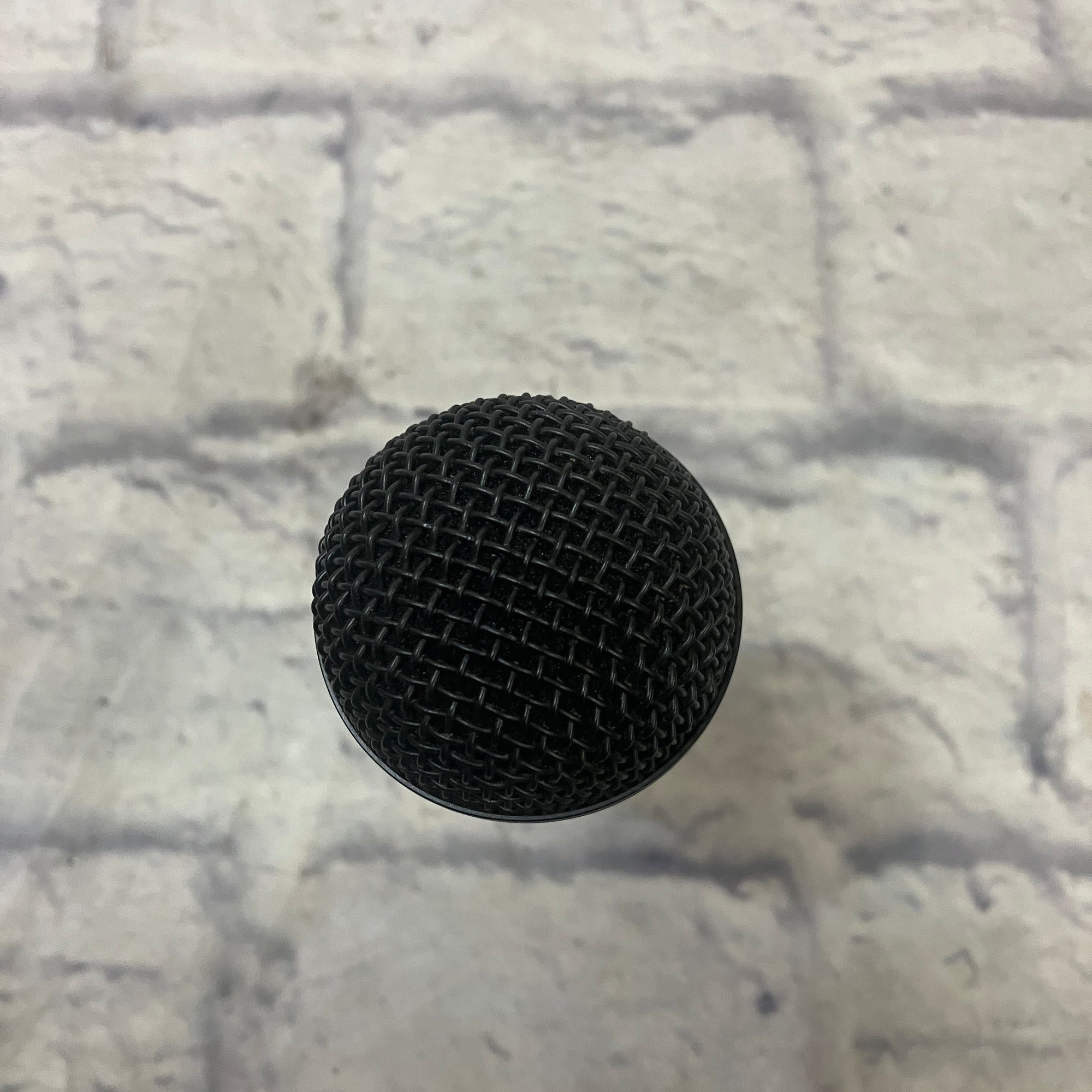 Shure SM58 Dynamic Microphone