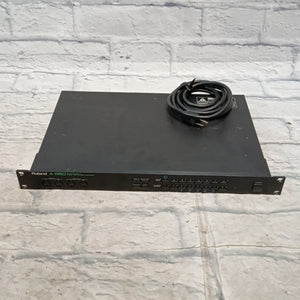 Roland A-880 MIDI Patcher / Mixer 8 In 8 Out  Rack Unit