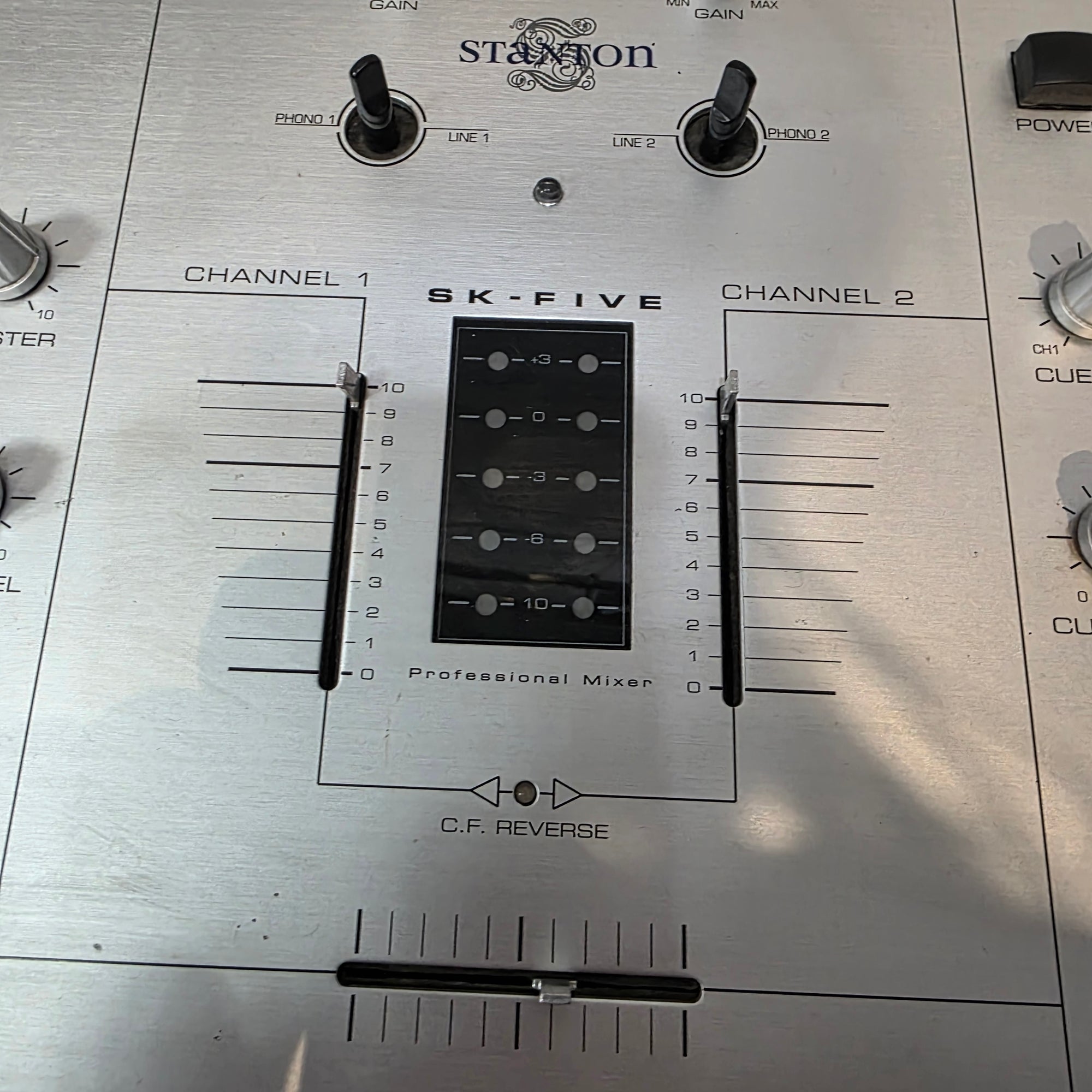 Stanton SK-Five DJ Mixer