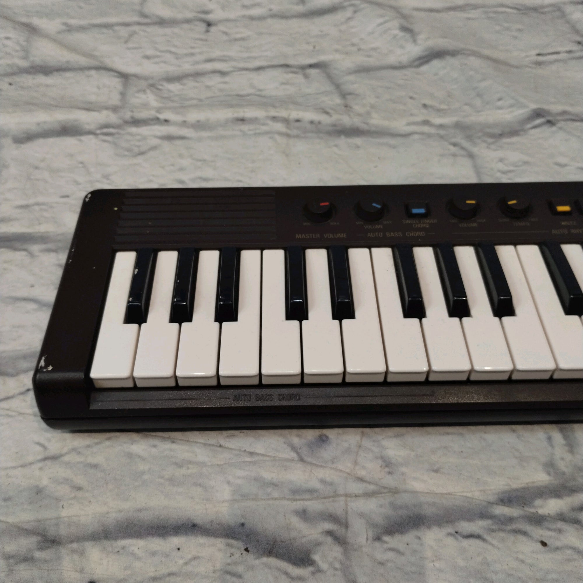 Yamaha PS-3 PortaSound 1980s Synthesizer (Brown) Digital Synth