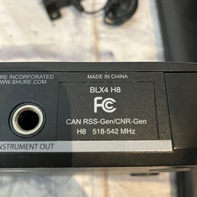 Shure SLX4 & BLX4 Wireless Receiver and Microphone