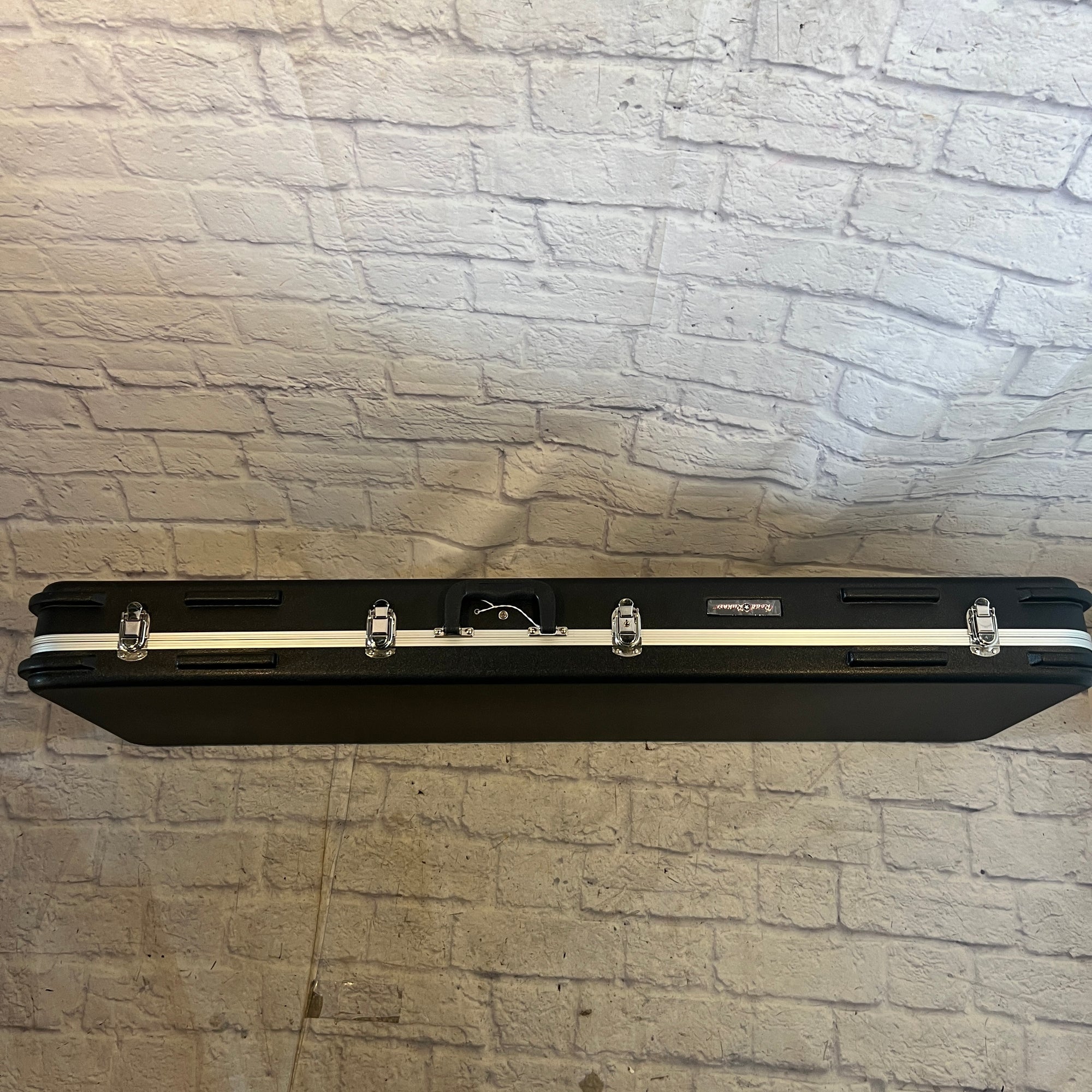 Road Runner Foam Bass Hard Case