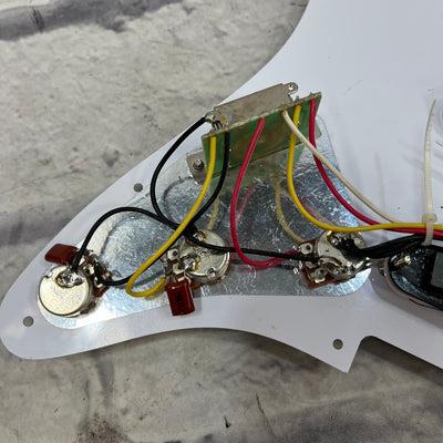 Unknown Loaded Strat Pickguard Tortoise SSS