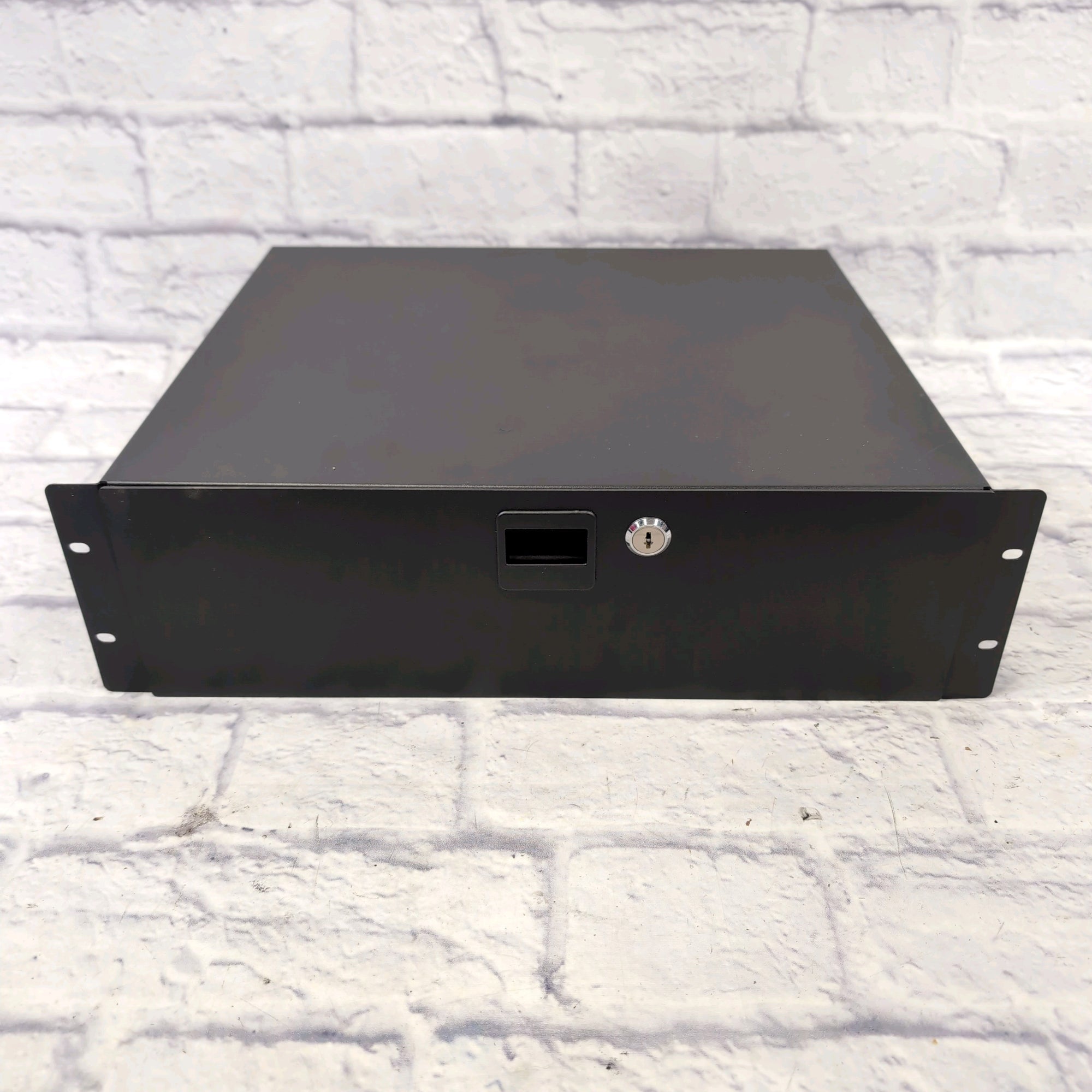 On-Stage 3 Space Rack Drawer with Foam Insert