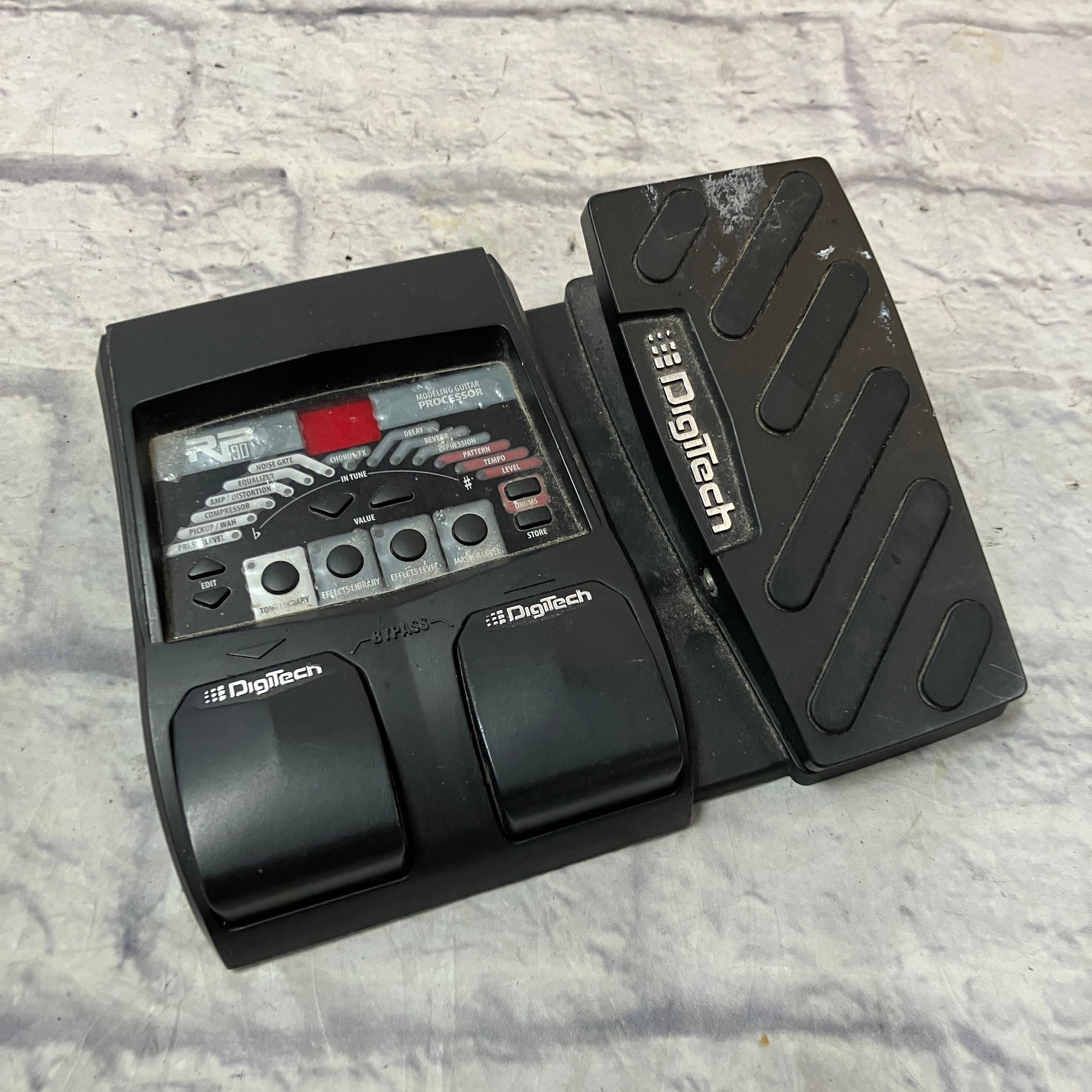 Digitech RP90V Effects Pedal