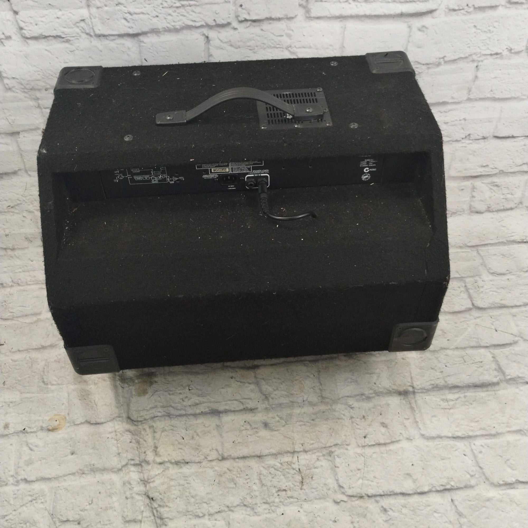 GK Backline 210 Combo Bass Amp