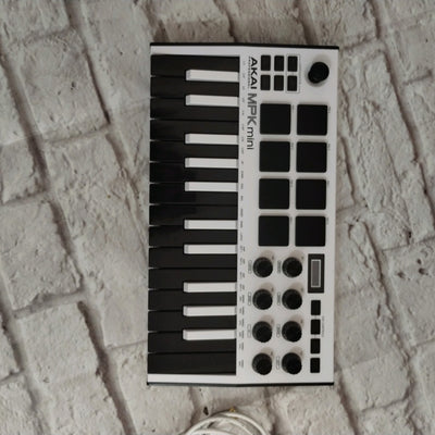 Akai MPK Mini Midi Controller