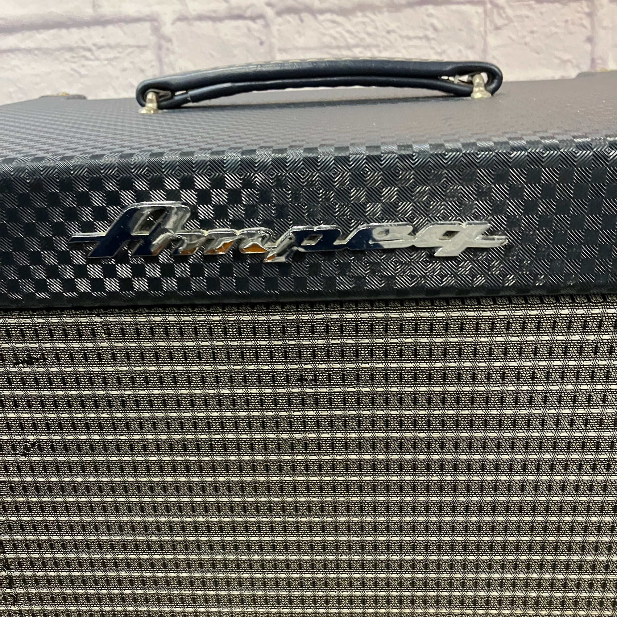 Ampeg B-100R Bass Combo Amp