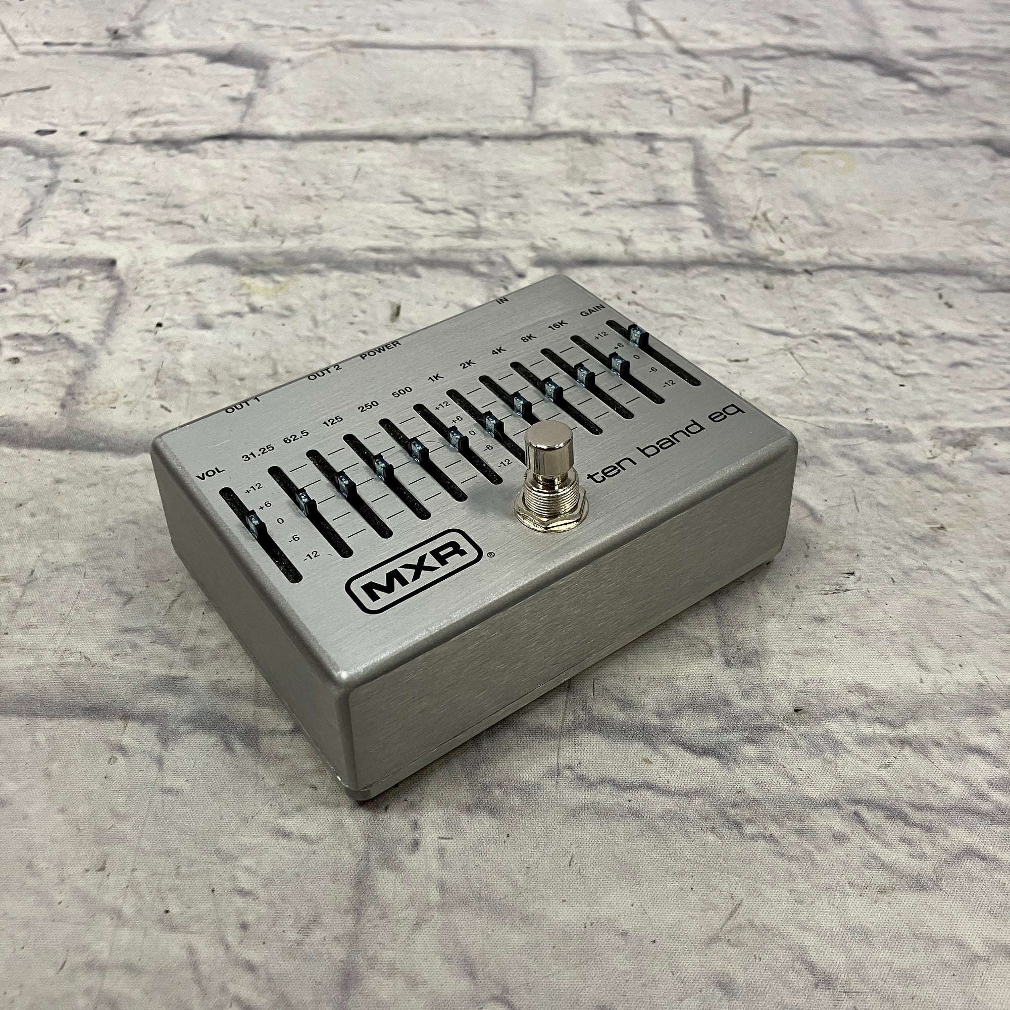 MXR 10 Band EQ Pedal with Power Supply