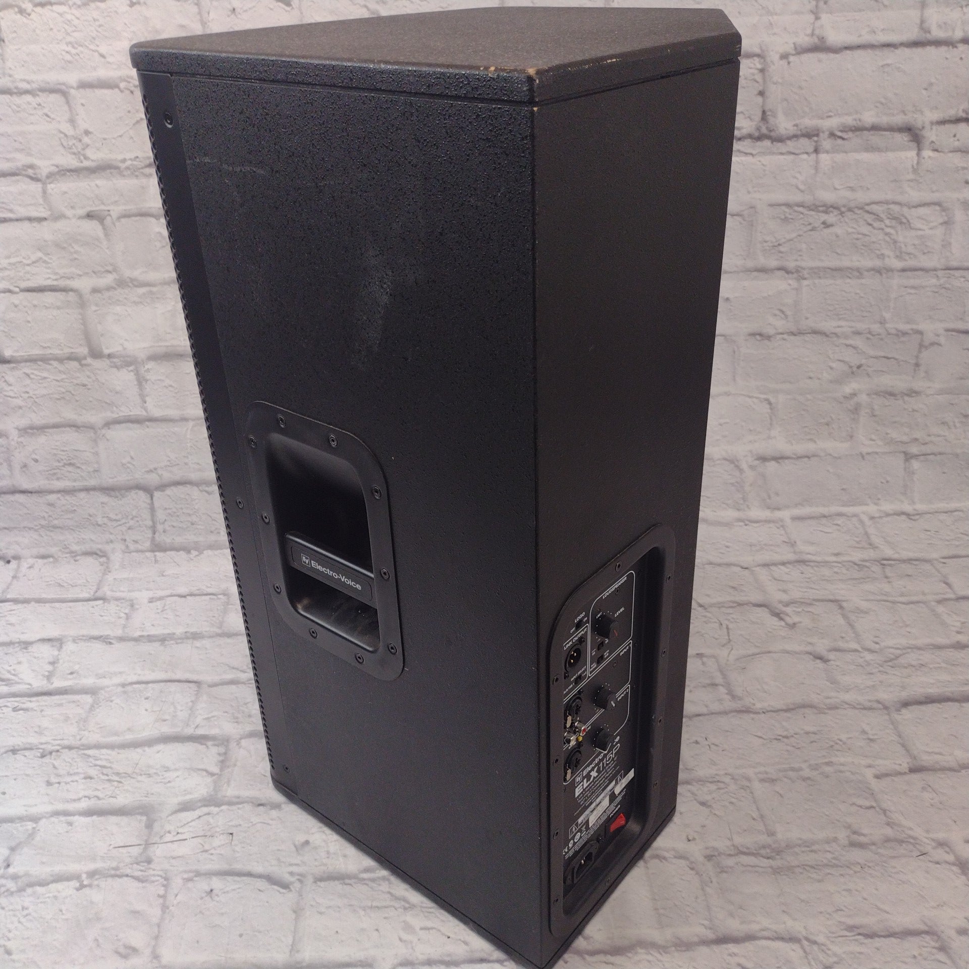 Electro Voice  ELX-115P  Powered Speaker
