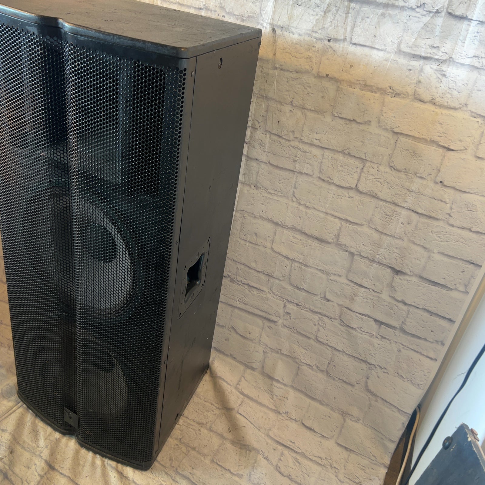 Electro-Voice TX2152 2x15 Pasive PA Speaker Cabinet