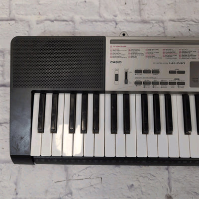 Casio LK240 61-Key Electronic Keyboard