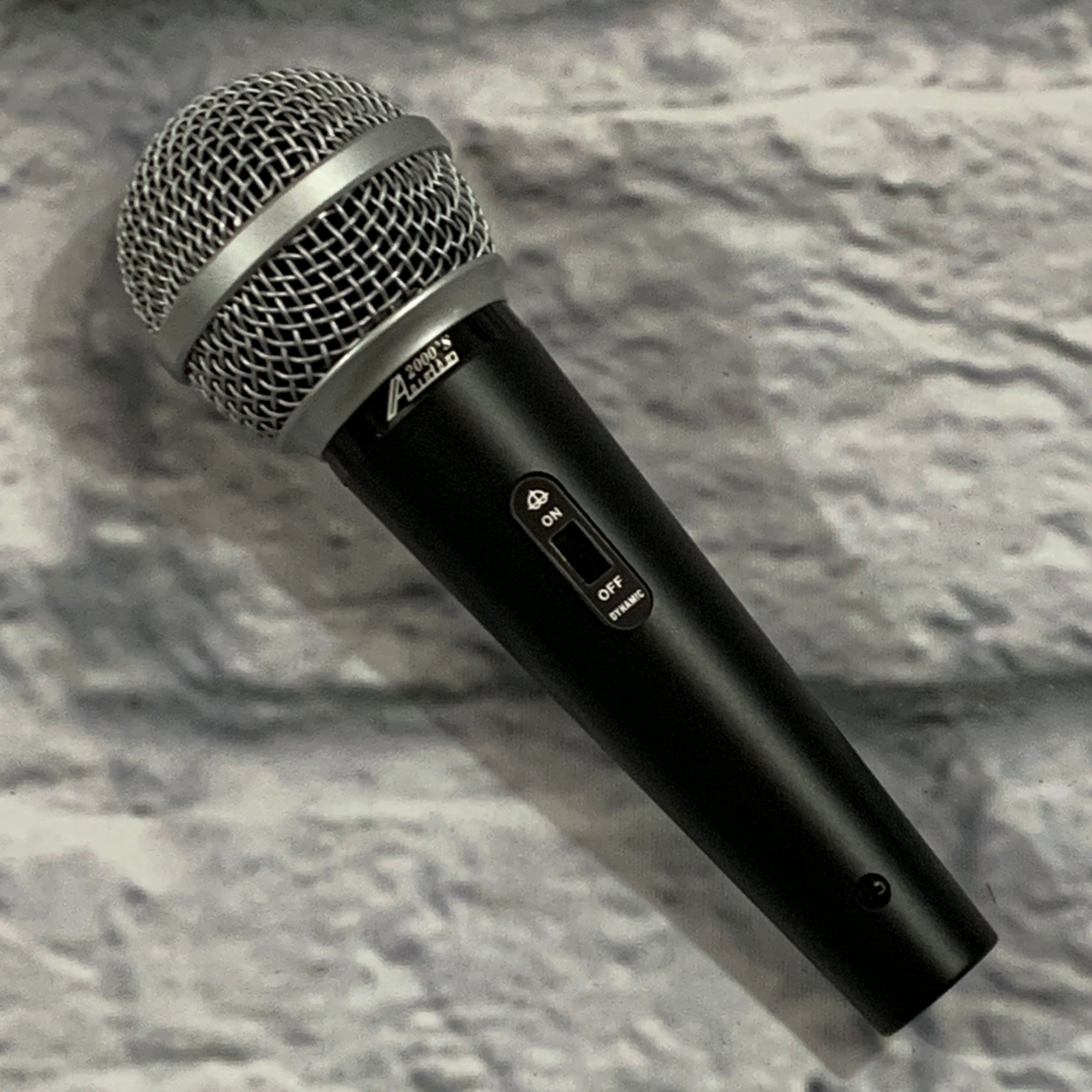 Audio 2000's APM-150 Dynamic Microphone