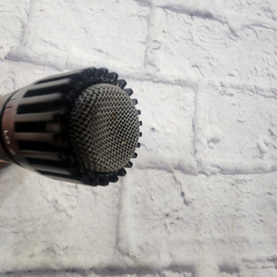 Shure SM57 Dynamic Microphone