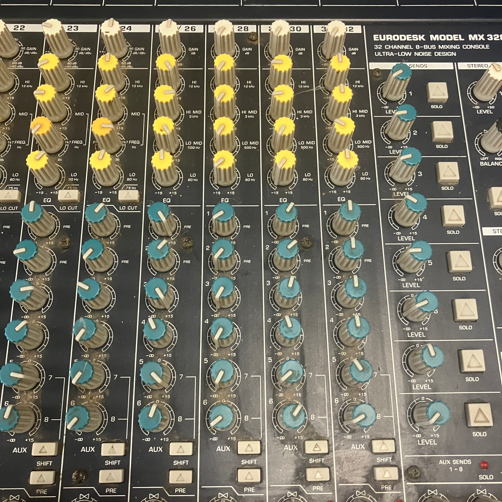 Behringer MX3282 32 Channel Mixer with External Power Supply